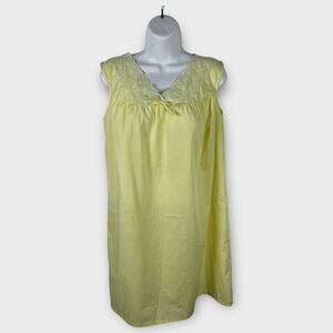 70s Berkliff Medium Sleeveless Yellow Cotton Blend Nightgown Eyelet detail